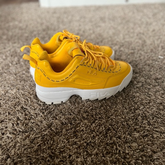 Fila Sneakers - Picture 3 of 6